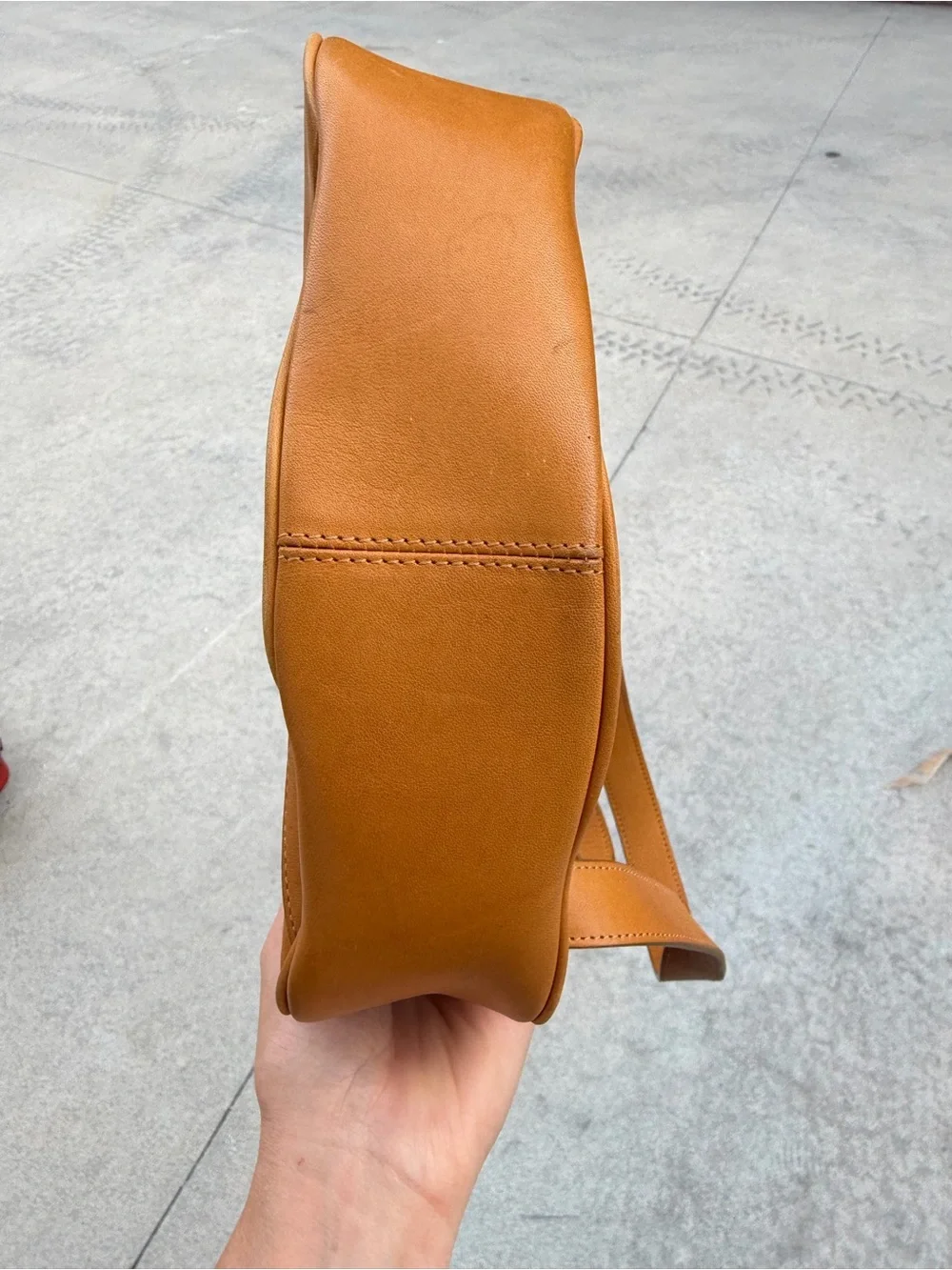 Etienne Aigner smooth tan